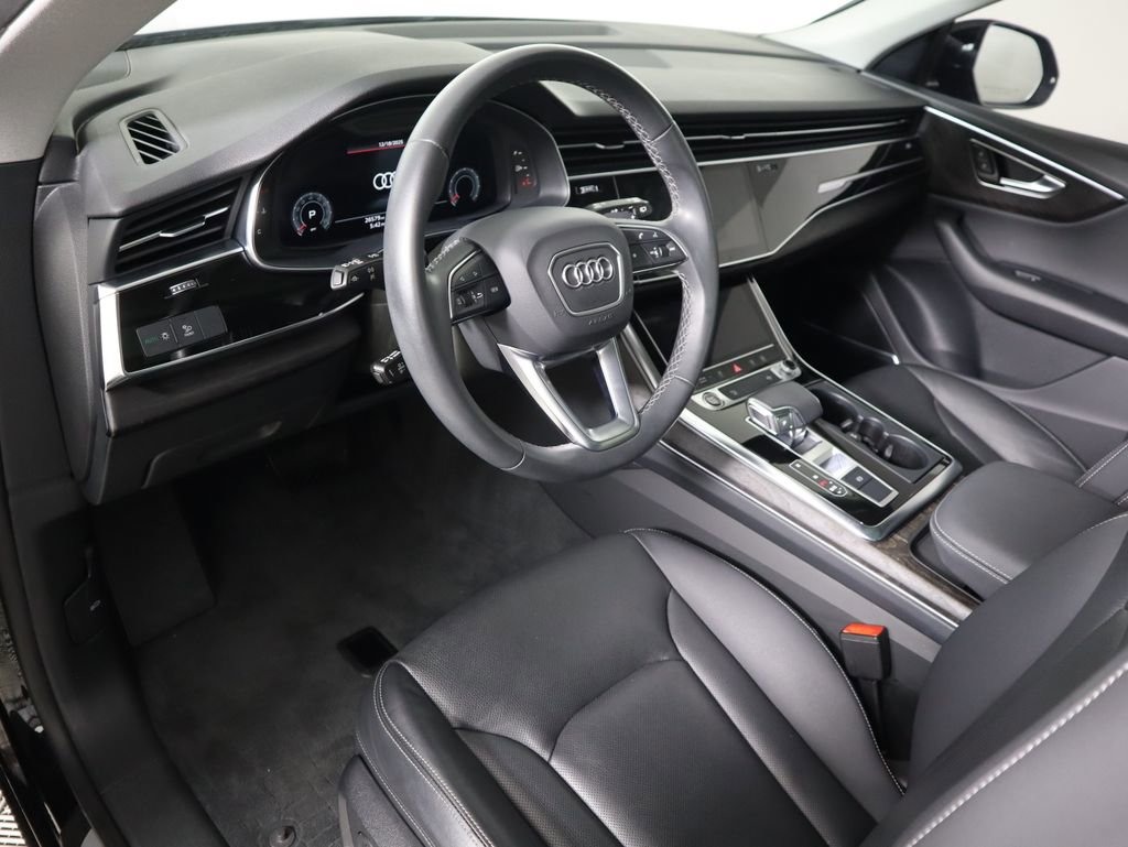 Certified 2022 Audi Q8 Premium Plus w/ Premium Plus Package image 9