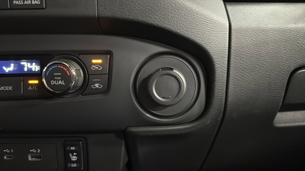 Used 2023 Nissan Frontier SV w/ SV Convenience Package image 25
