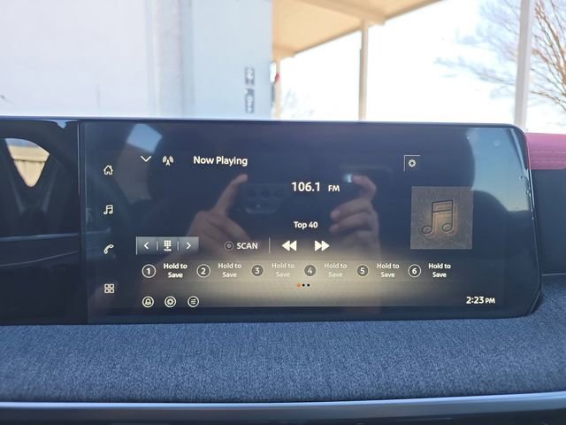 New 2026 Nissan Kicks SV w/ SV Premium Package FWD image 8