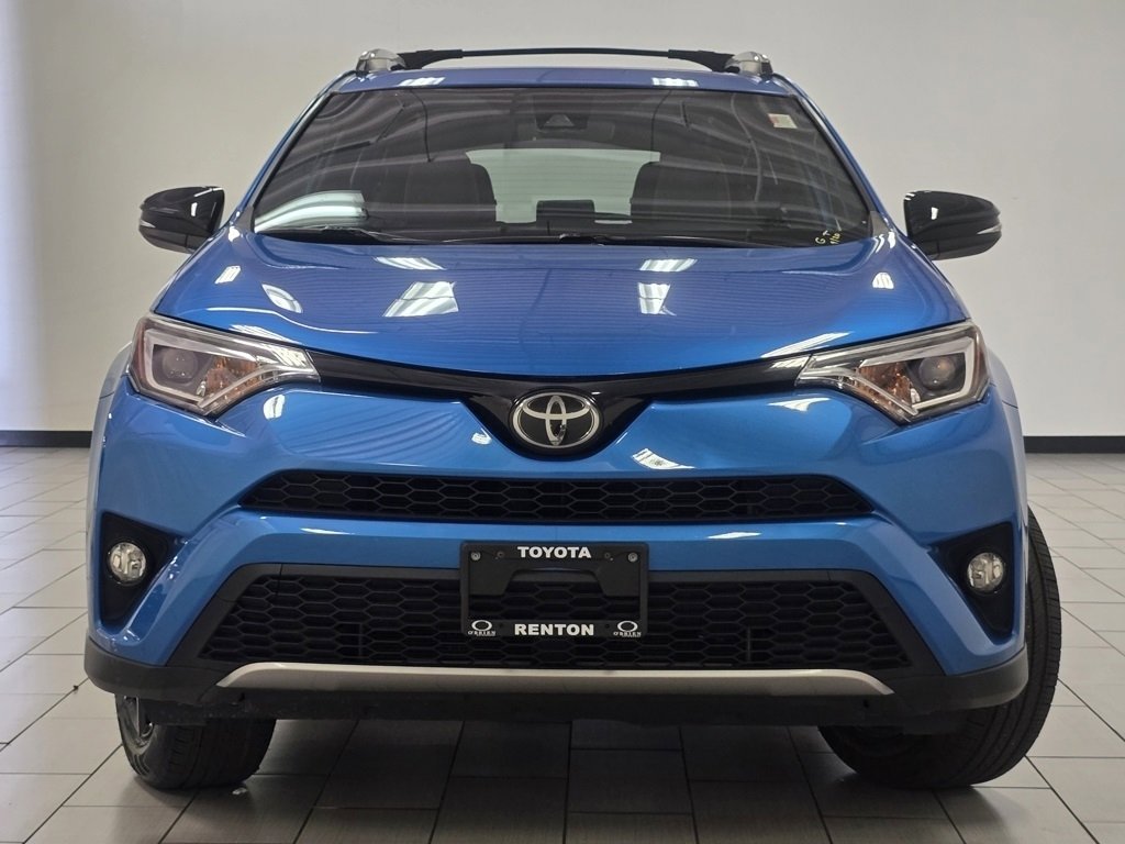 Used 2018 Toyota RAV4 SE w/ Power Extra Value Package image 9