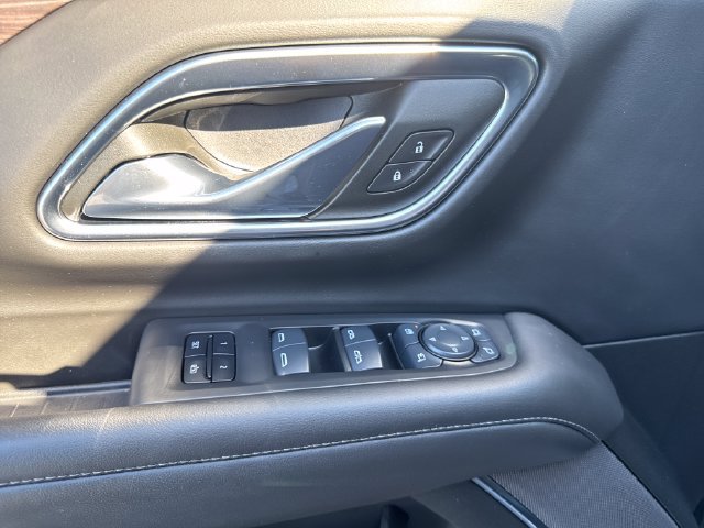 Used 2024 Chevrolet Tahoe Z71 w/ Z71 Off-Road Package AWD/4WD image 11