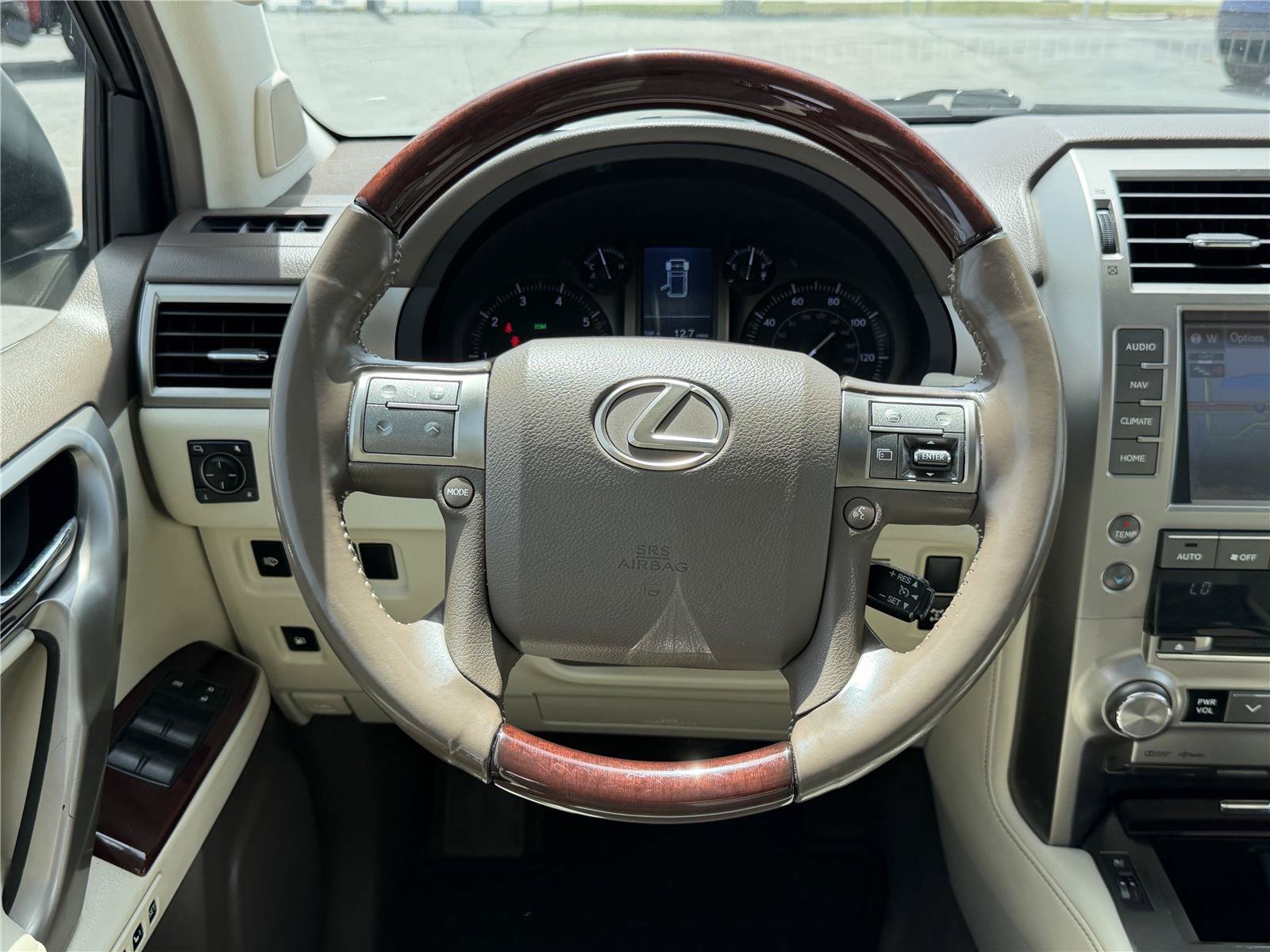 Used 2017 Lexus GX 460 Premium AWD/4WD image 21
