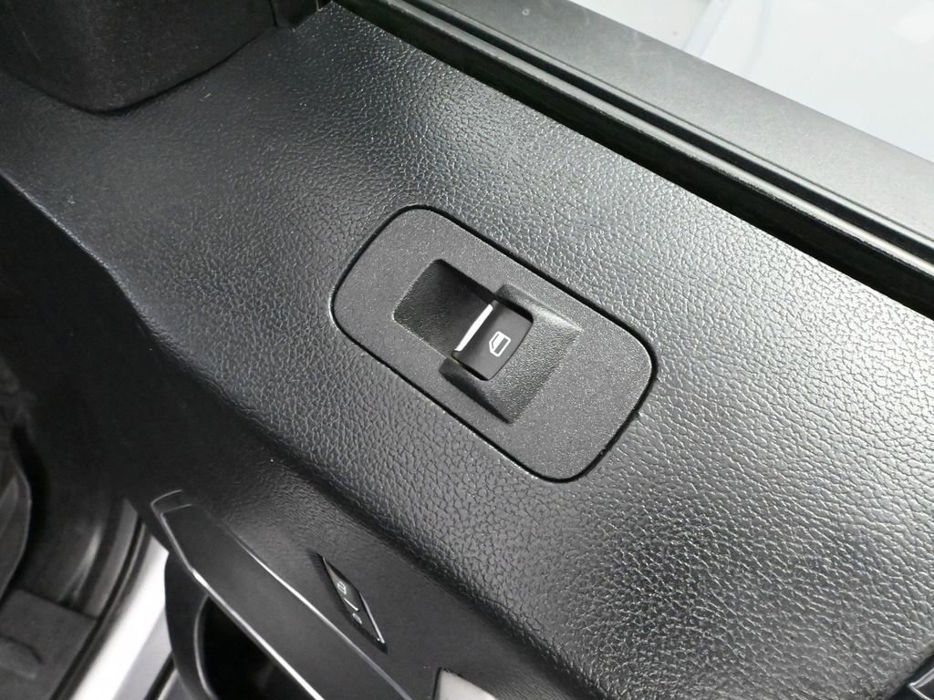 Used 2018 Ford F150 Lariat w/ Equipment Group 502A Luxury image 50