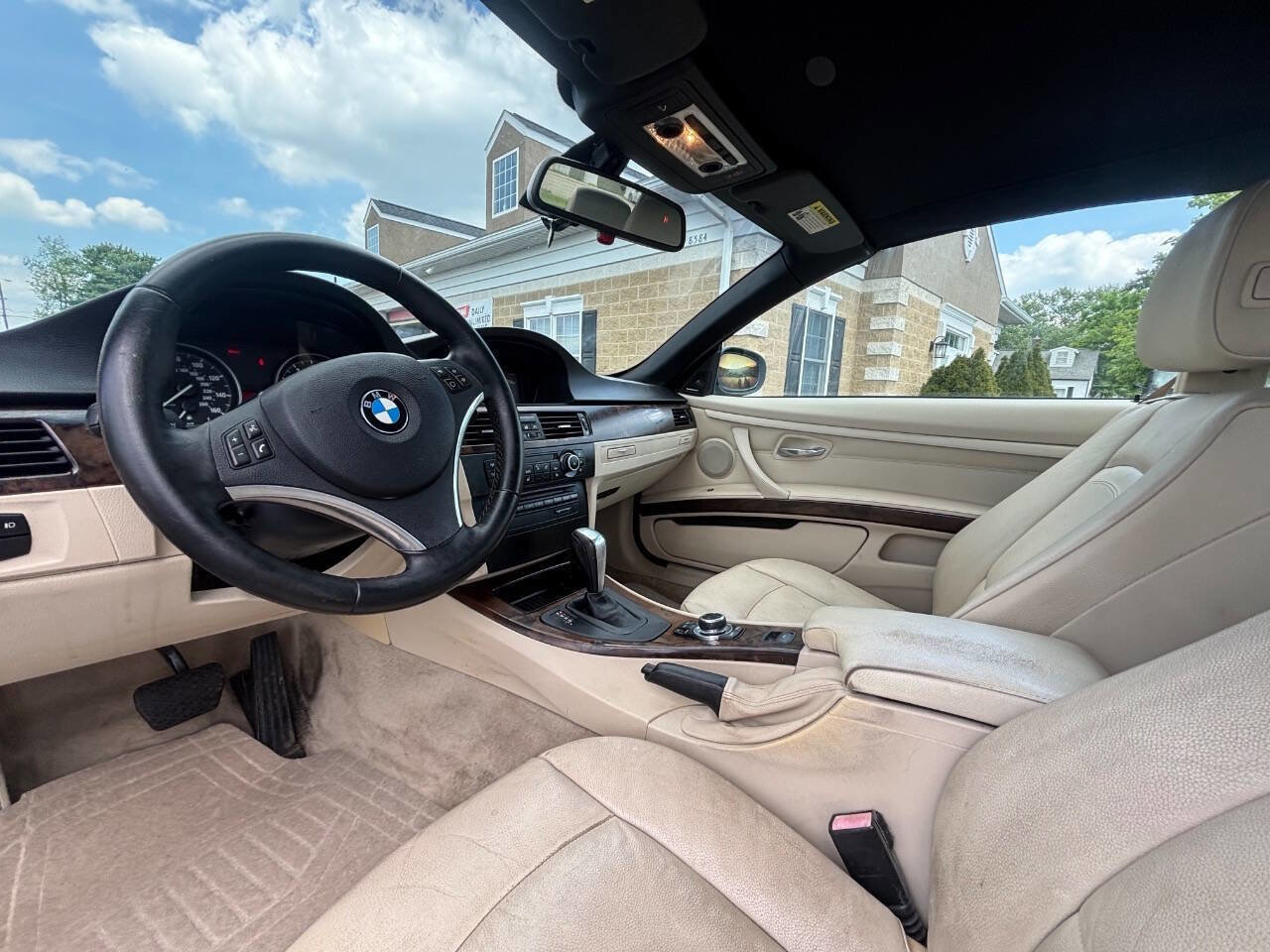 Used 2011 BMW 328i Convertible RWD image 9