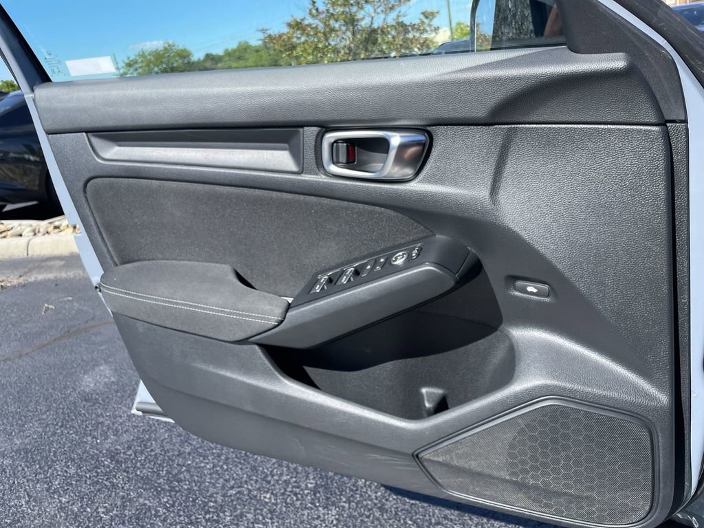 Used 2022 Honda Civic Sport image 18