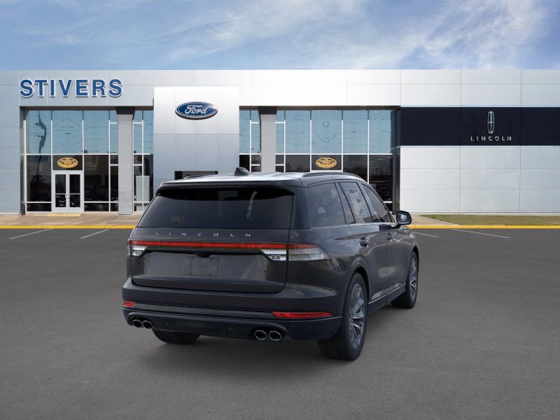 New 2026 Lincoln Aviator 2WD w/ Jet Appearance Package image 8