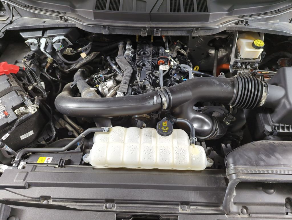 Used 2024 Ford F150 Lariat w/ FX4 Off-Road Package image 17