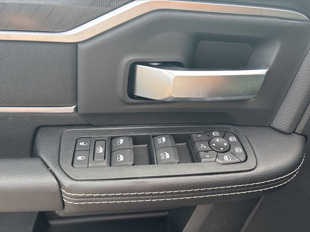 New 2026 RAM 2500 Big Horn AWD/4WD image 15