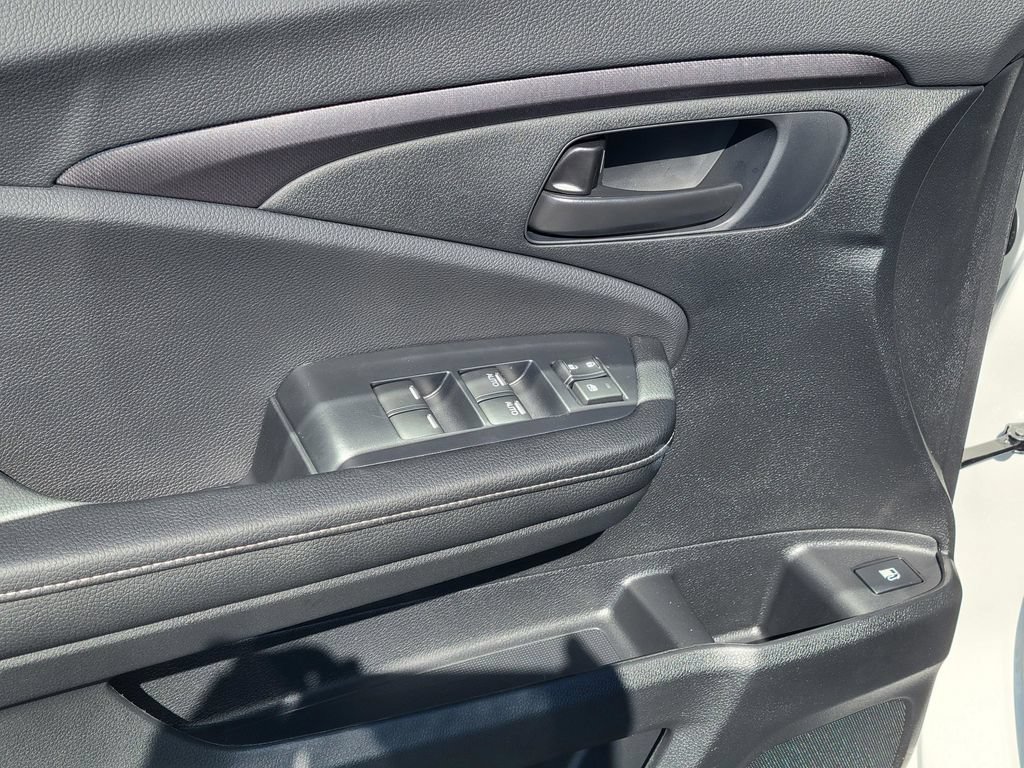 New 2026 Honda Ridgeline Sport image 25