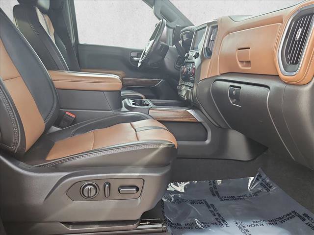 Used 2021 Chevrolet Silverado 1500 High Country w/ Technology Package image 21