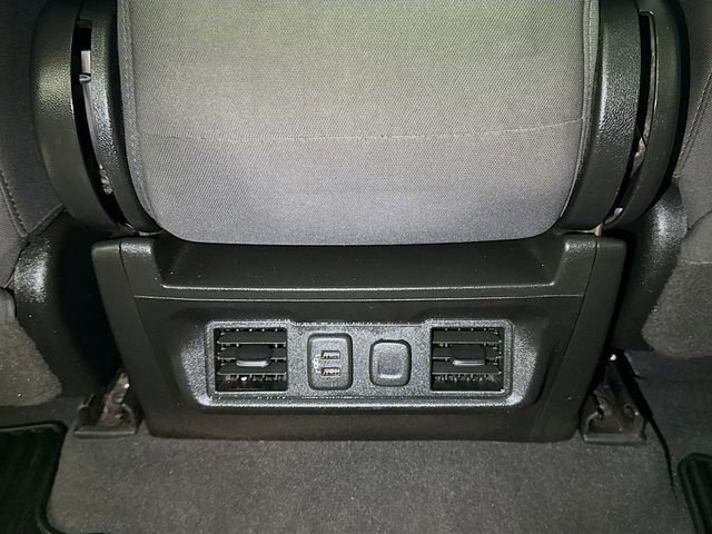 Used 2022 Chevrolet Silverado 1500 LT RWD image 22