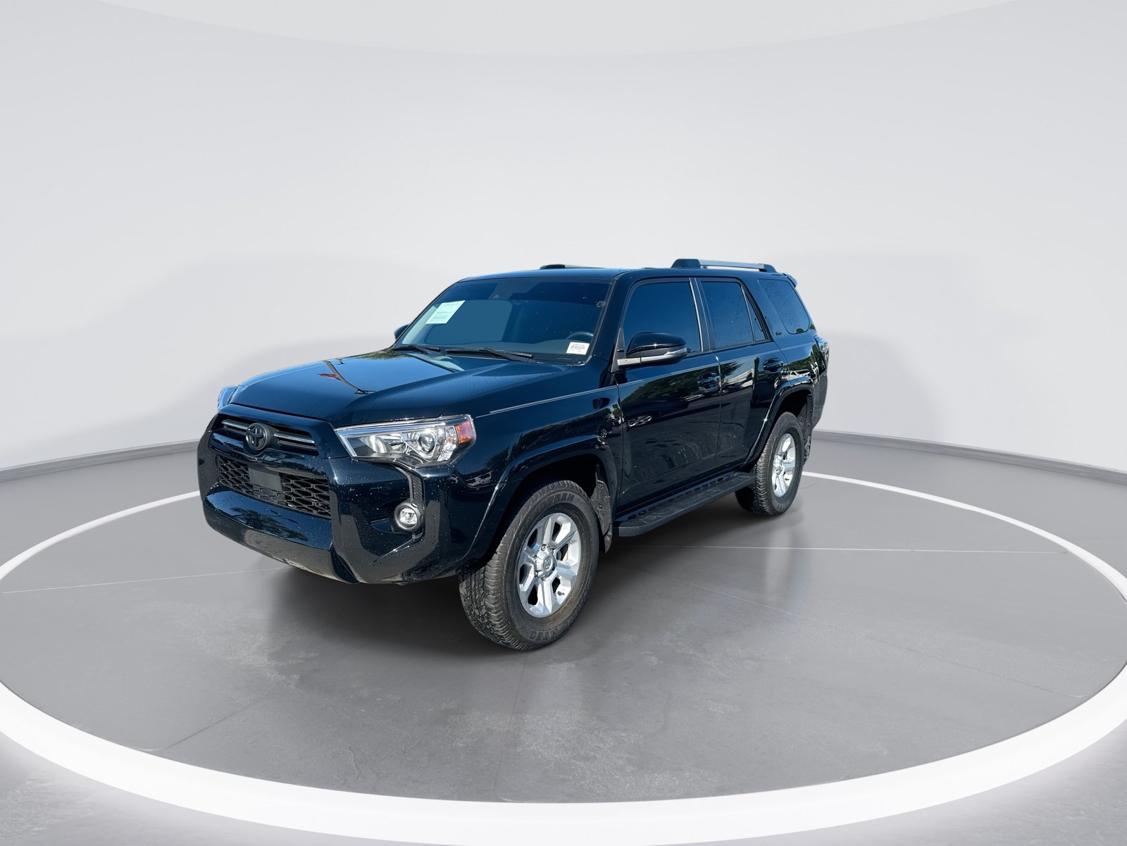 Used 2024 Toyota 4Runner SR5 Premium w/ Moonroof Package AWD/4WD image 5