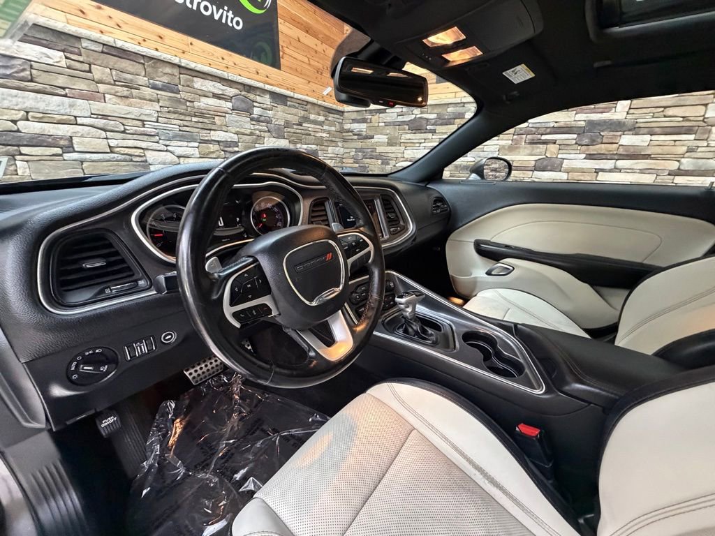 Used 2018 Dodge Challenger GT w/ Driver Convenience Group image 10