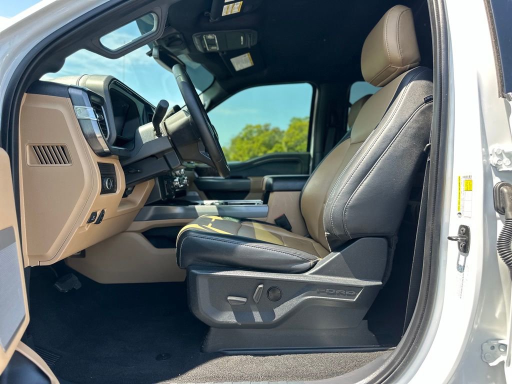 Used 2025 Ford F250 Lariat w/ Chrome Package AWD/4WD image 22