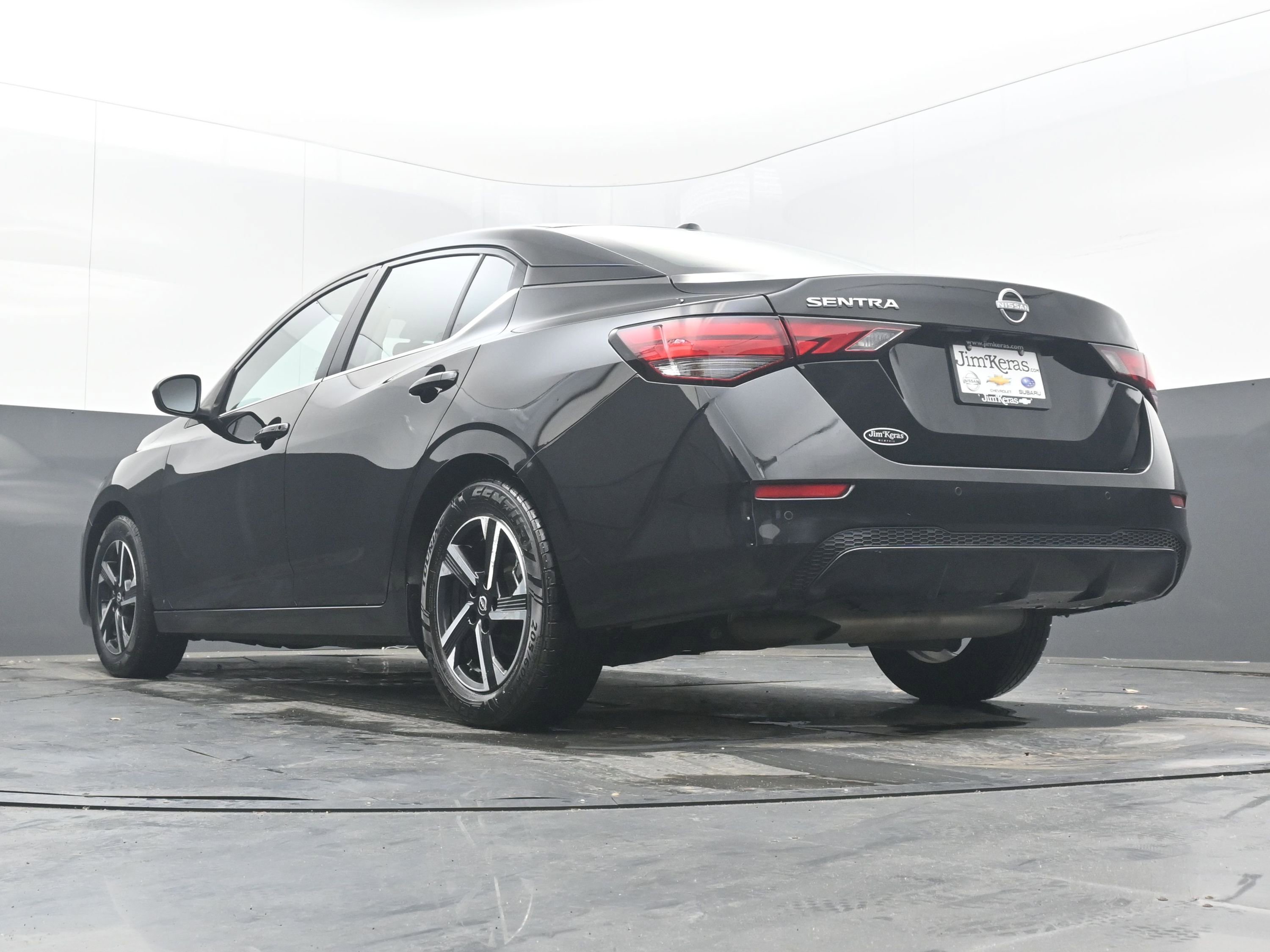 Used 2025 Nissan Sentra SV FWD image 28