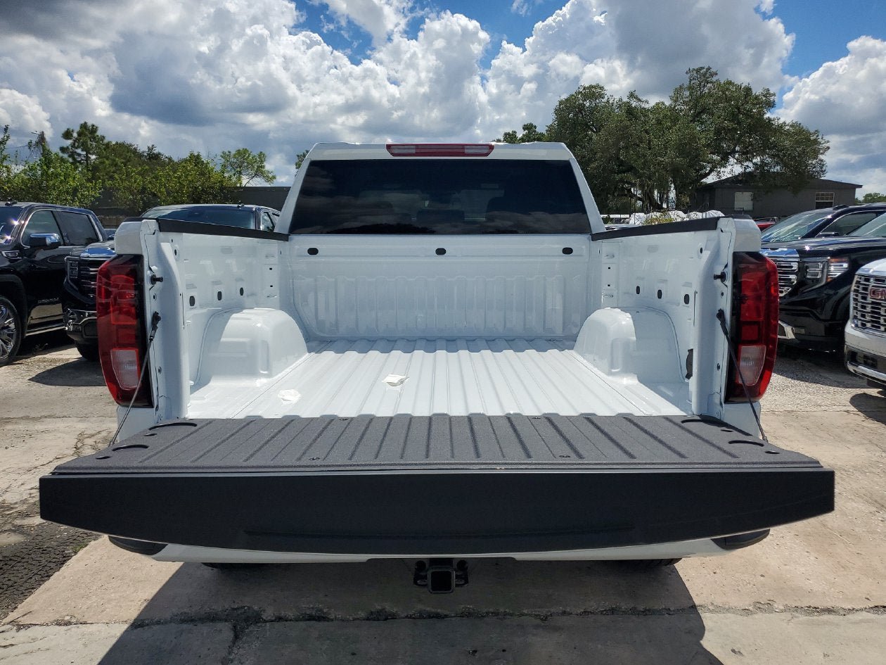 New 2026 GMC Sierra 1500 Pro w/ Graphite Edition AWD/4WD image 9