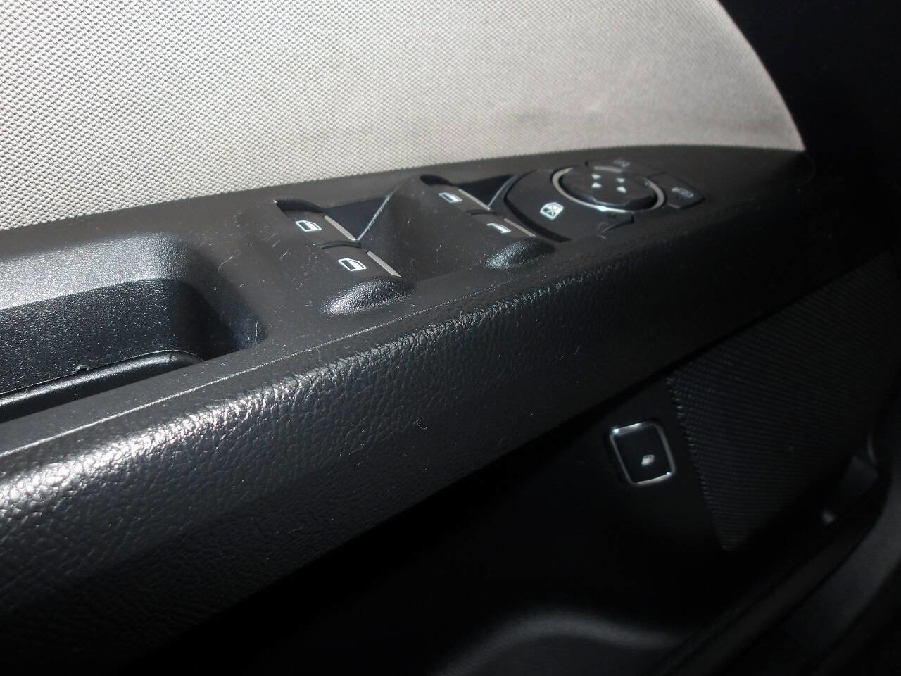 Used 2018 Ford Fusion S image 21