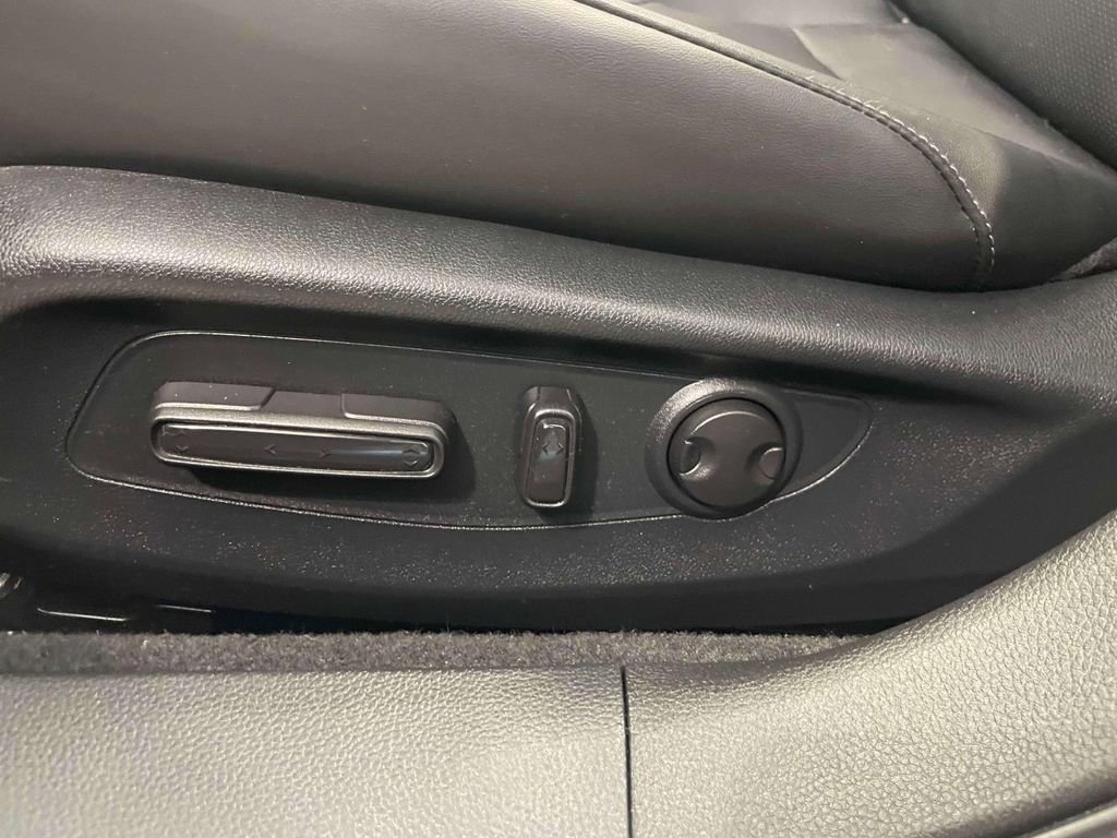 Certified 2023 Honda Accord Touring image 17