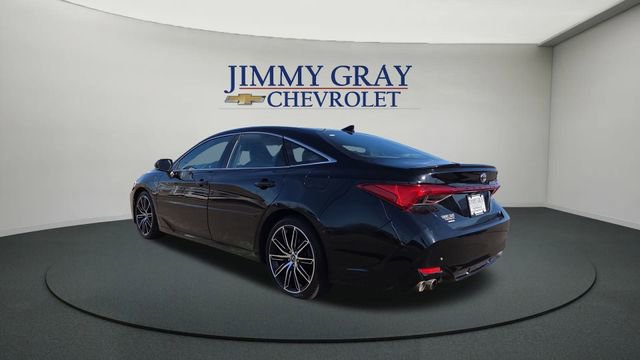 Used 2019 Toyota Avalon Touring w/ Advanced Safety Package image 5