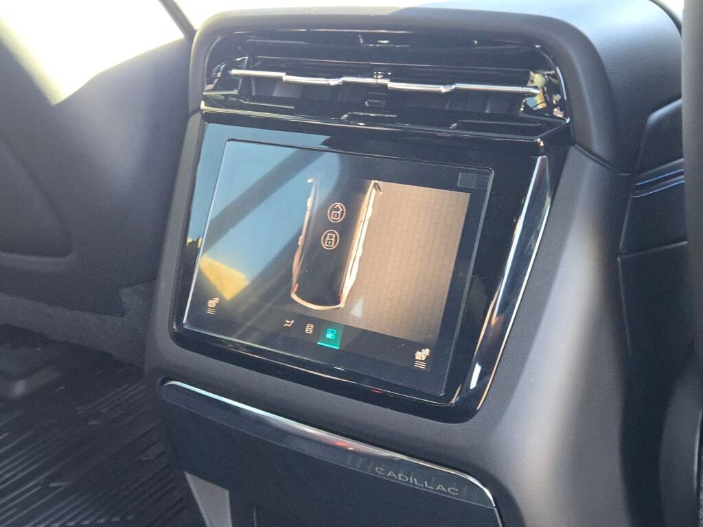New 2026 Cadillac Escalade IQ Luxury 1 image 11