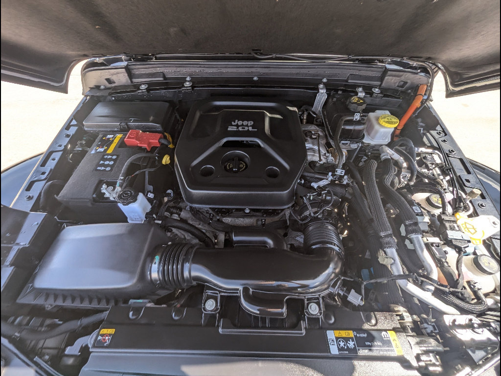 Used 2022 Jeep Wrangler Unlimited Sahara image 21