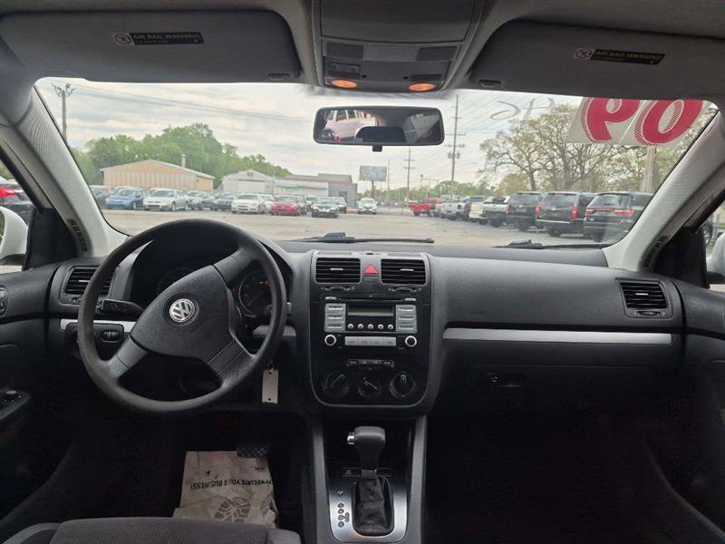 Used 2009 Volkswagen Jetta S FWD image 9