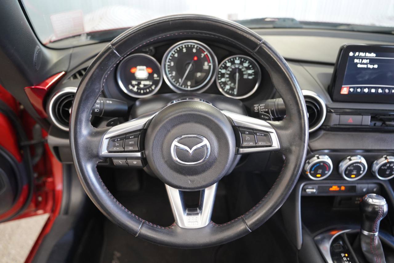 Used 2018 MAZDA MX-5 Miata RF Grand Touring image 18