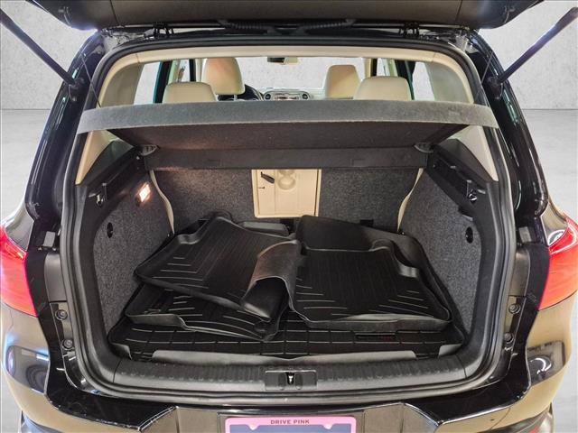 Used 2021 Volkswagen Tiguan SE R-Line FWD image 11