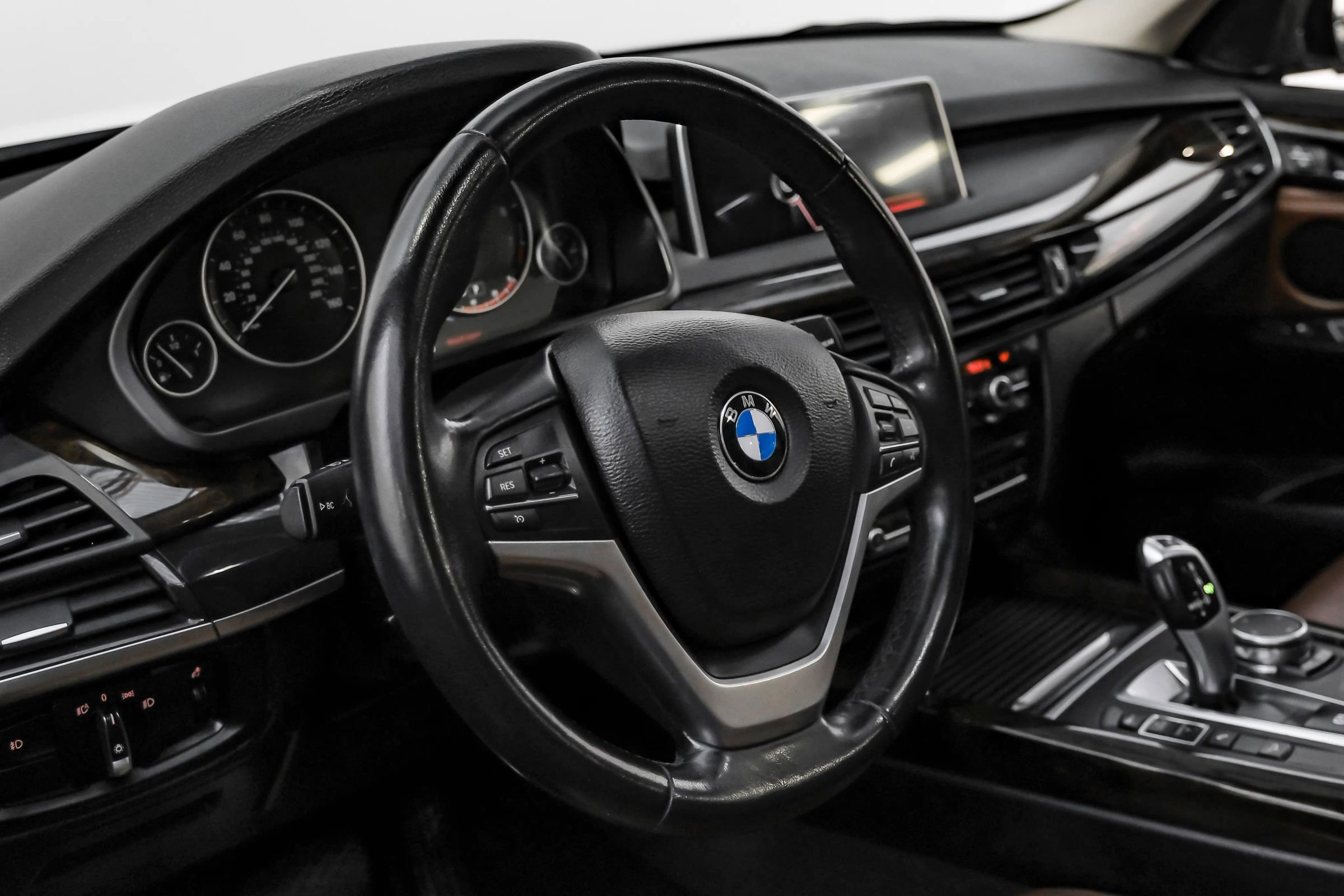 Used 2015 BMW X5 xDrive35i AWD/4WD image 11