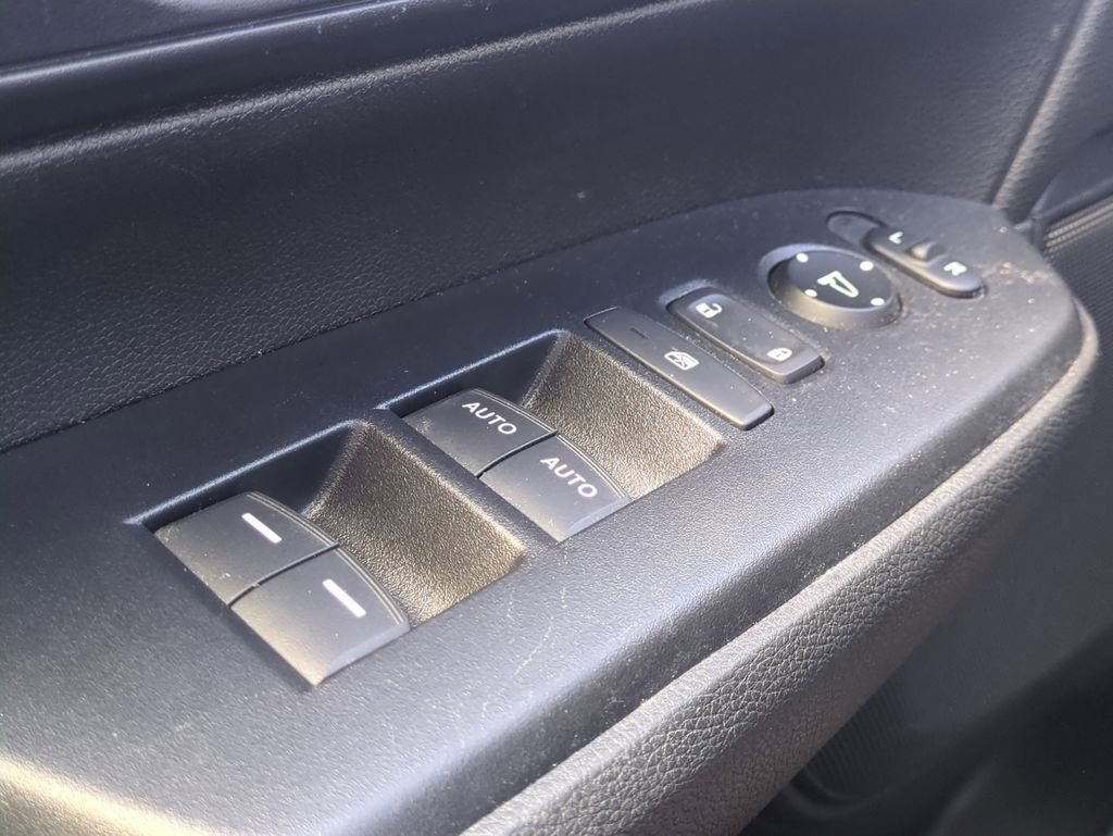 Used 2022 Honda CR-V Special Edition image 27