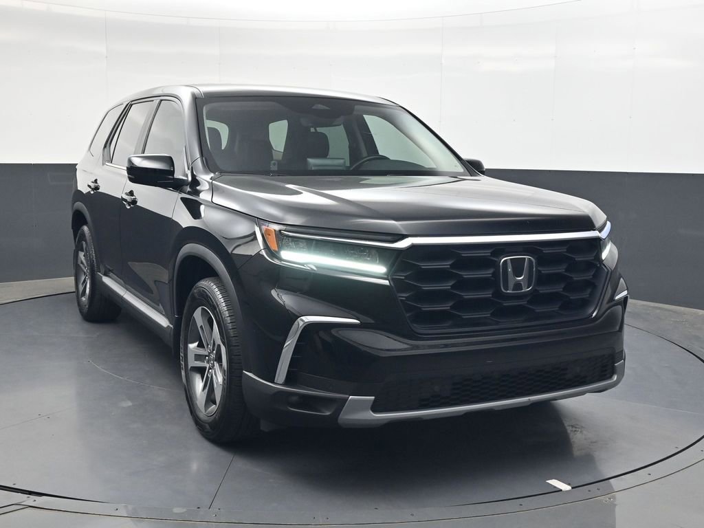 Certified 2025 Honda Pilot EX-L image 2