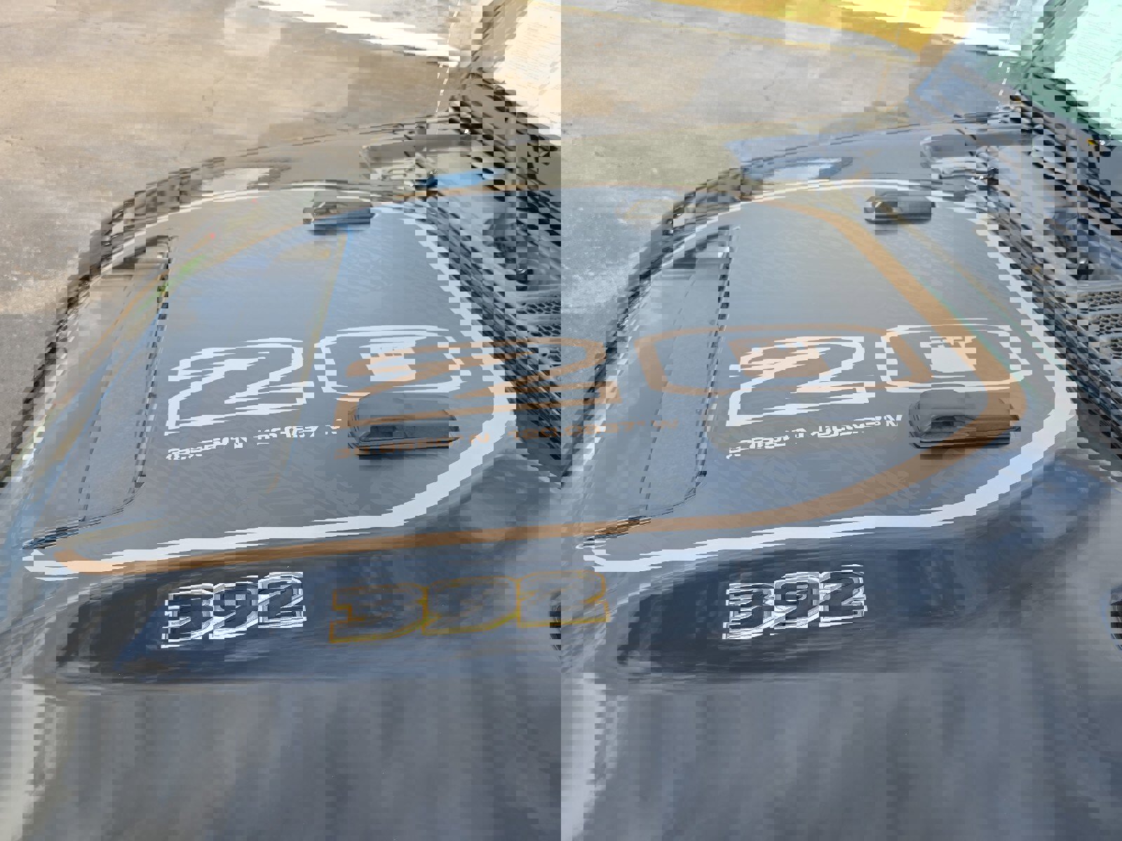 Used 2023 Jeep Wrangler Unlimited Rubicon 392 image 9