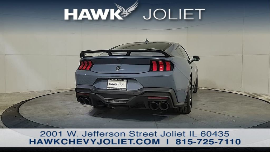 Used 2025 Ford Mustang Dark Horse image 7