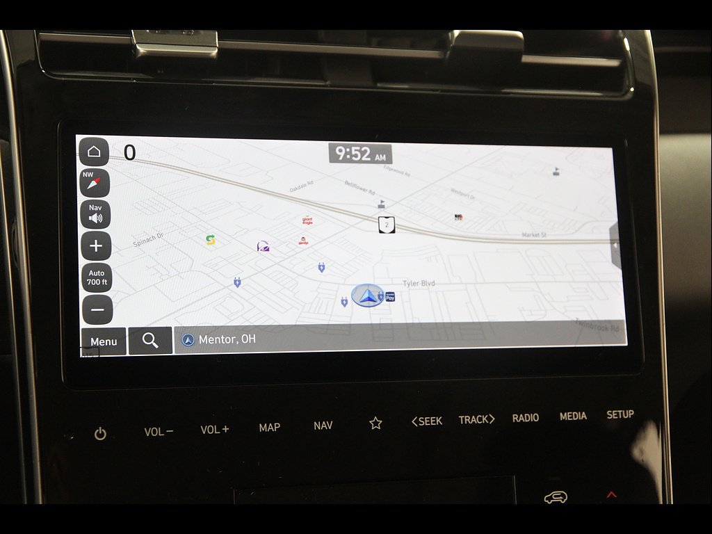 Certified 2024 Hyundai Tucson Limited AWD/4WD image 10
