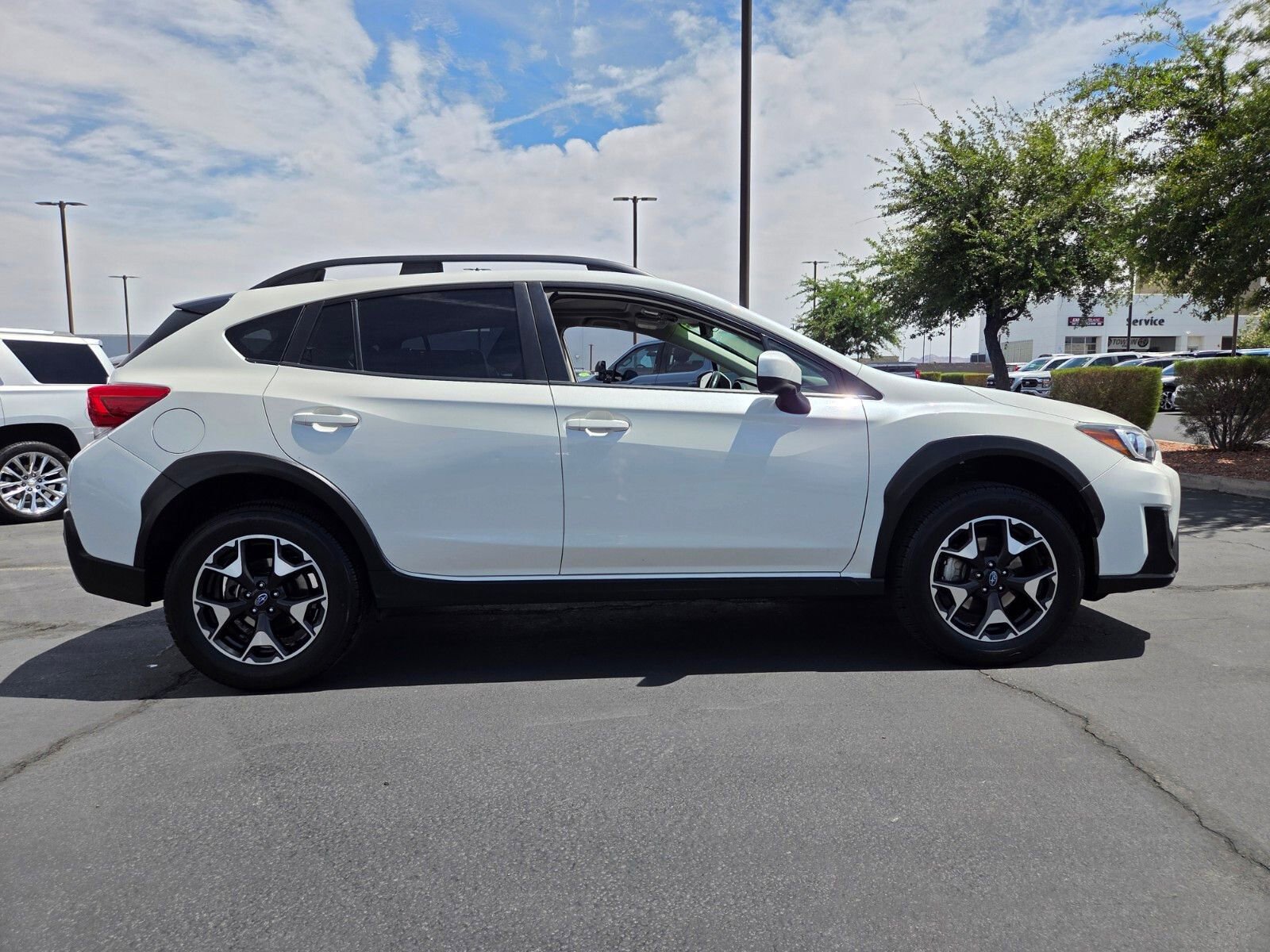 Used 2020 Subaru Crosstrek 2.0i Premium w/ Moonroof Package 1 AWD/4WD image 7
