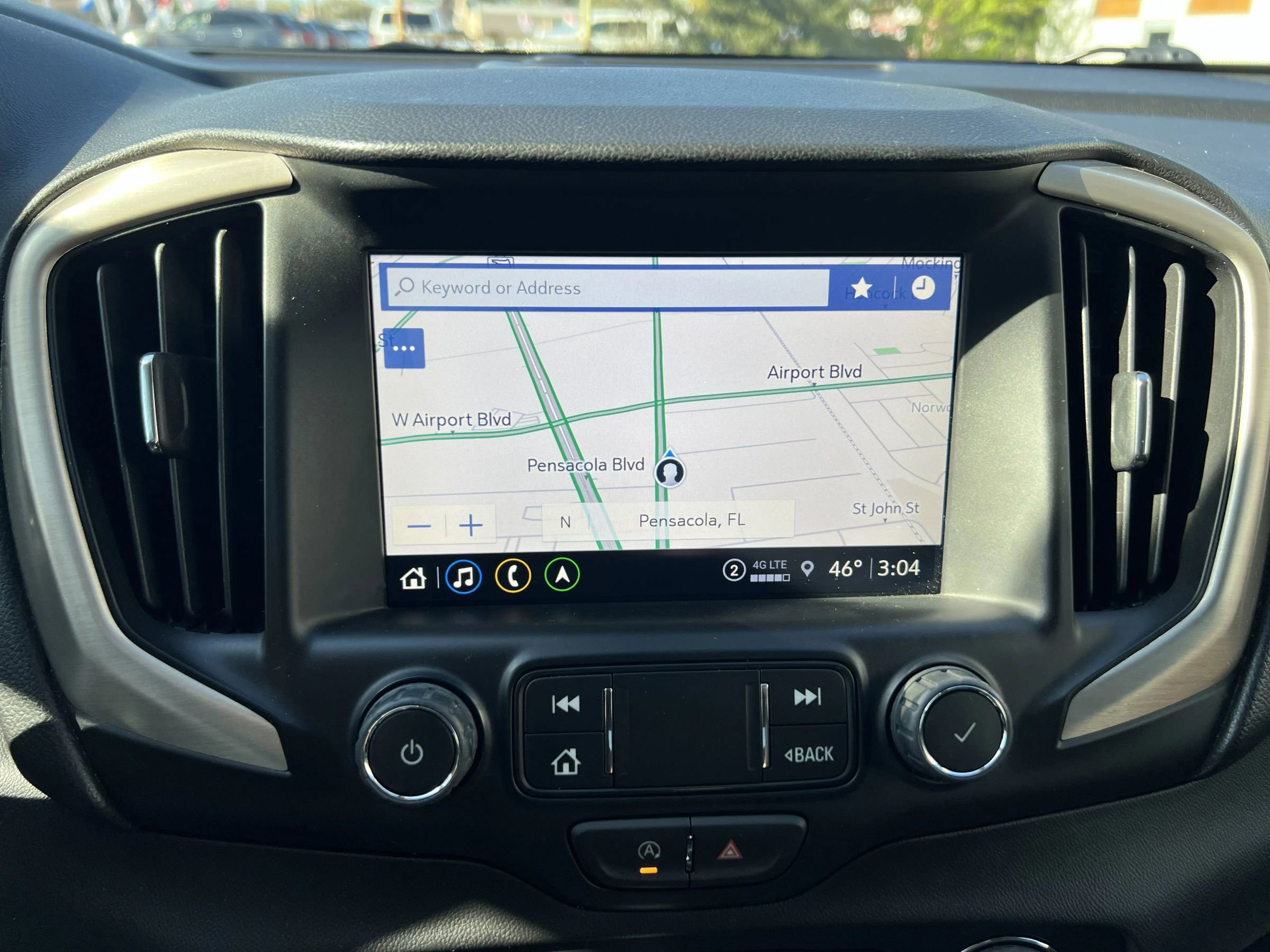 Used 2024 GMC Terrain Denali w/ Denali Premium Package image 12