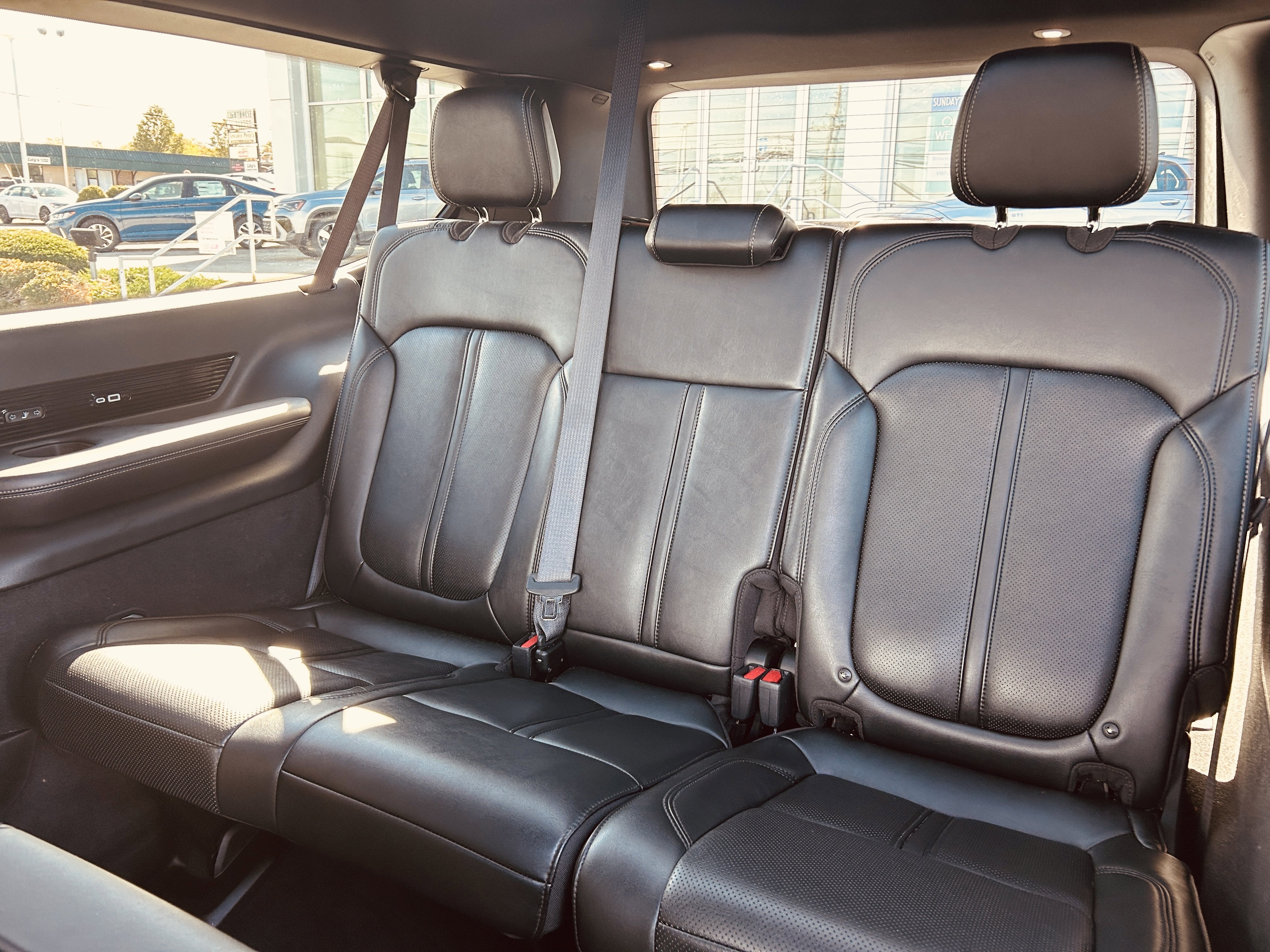 Used 2024 Jeep Grand Wagoneer L Base image 28