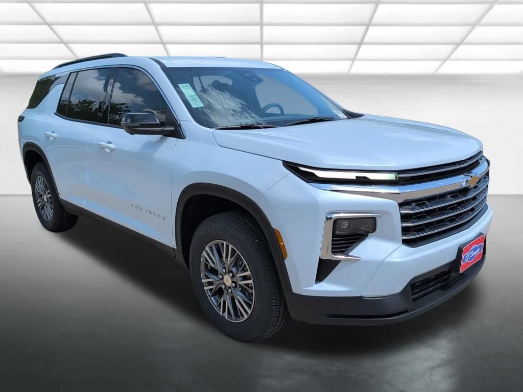 New 2026 Chevrolet Traverse LT FWD image 1
