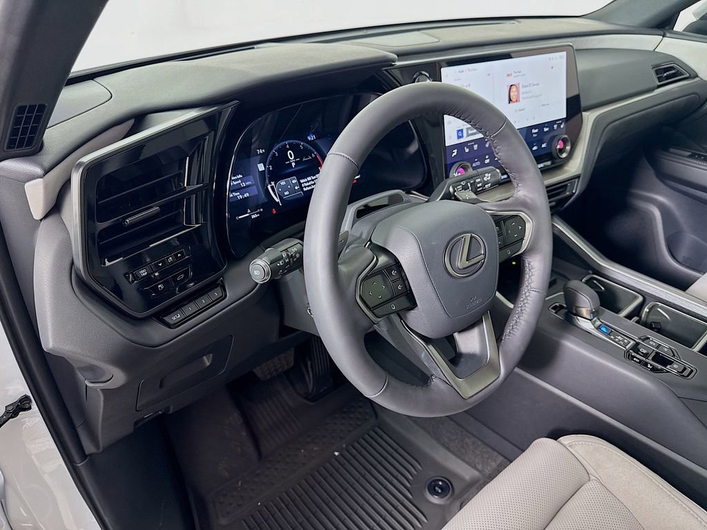 Used 2026 Lexus TX 350 AWD w/ Technology Package image 9