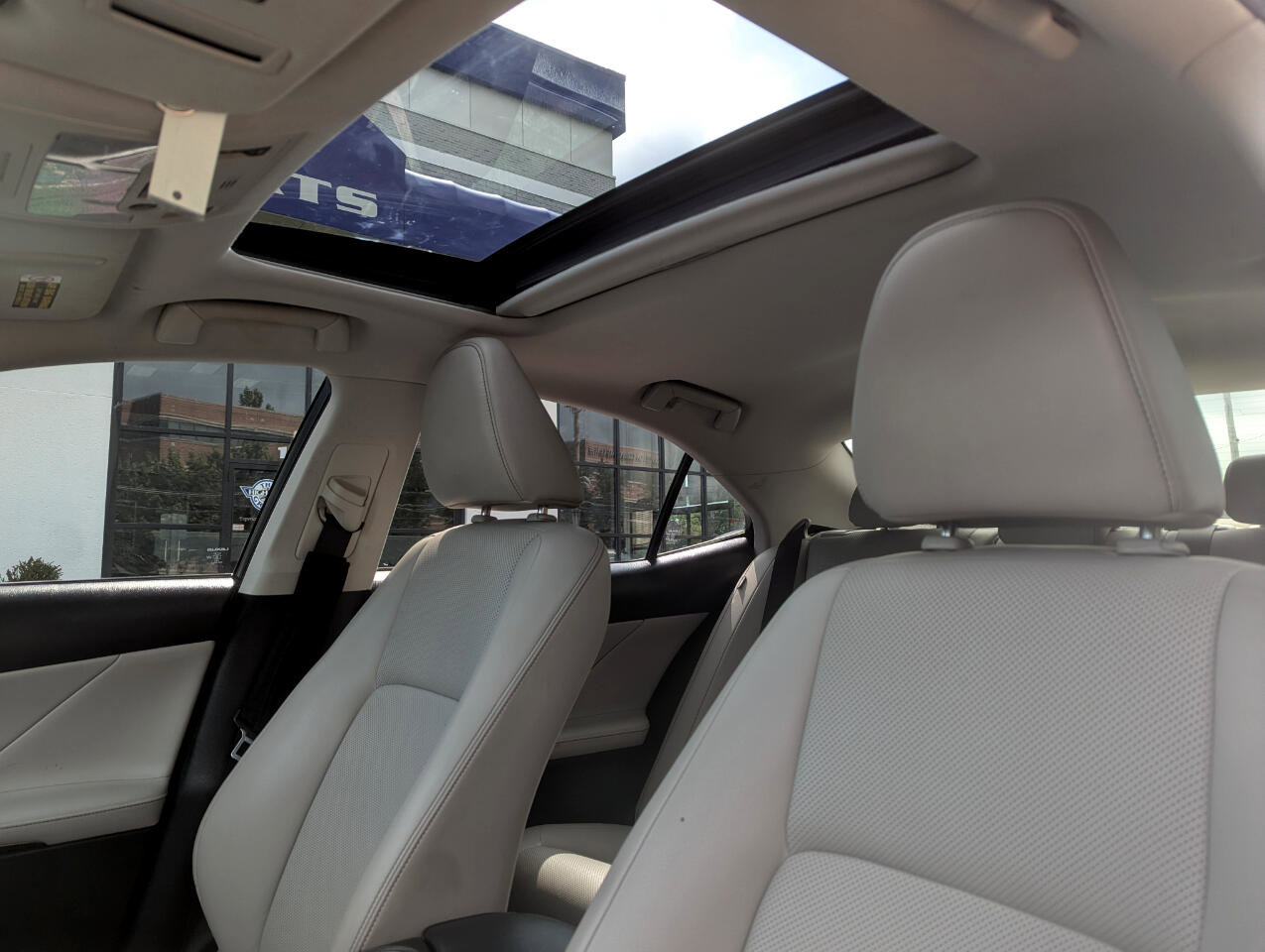 Used 2015 Lexus IS 250 AWD image 36