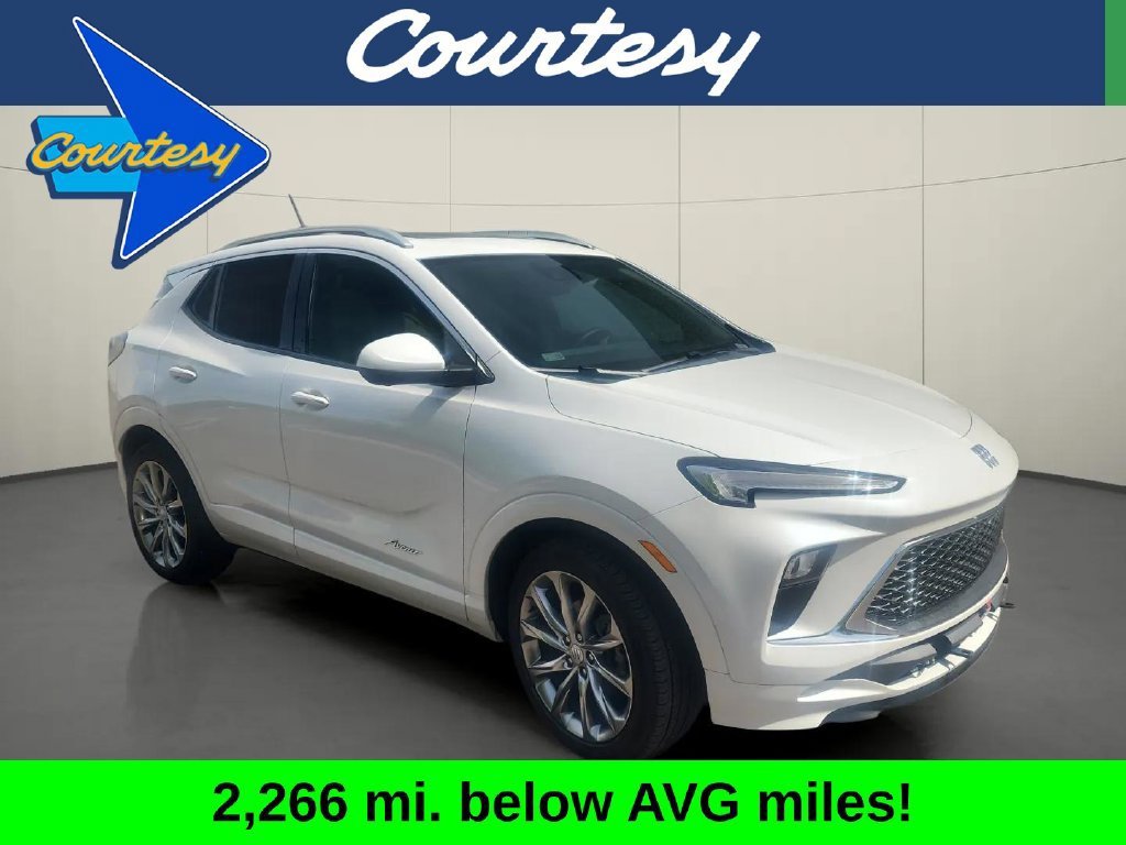 Used 2024 Buick Encore GX Avenir w/ Avenir Technology Package AWD/4WD image 1
