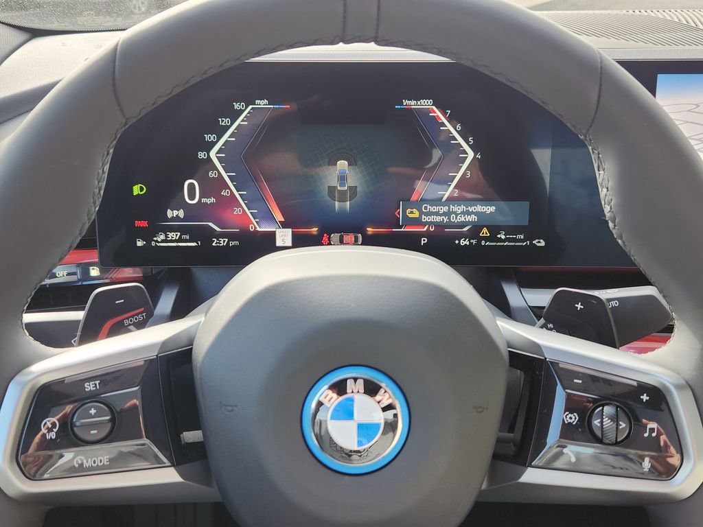 New 2026 BMW 550e xDrive image 12