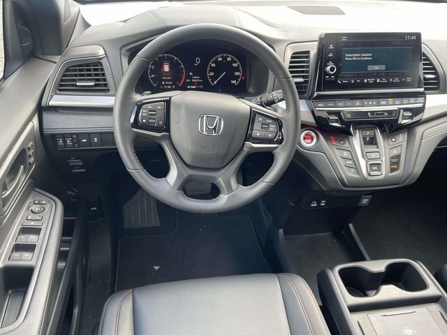 Used 2025 Honda Odyssey Sport-L image 13