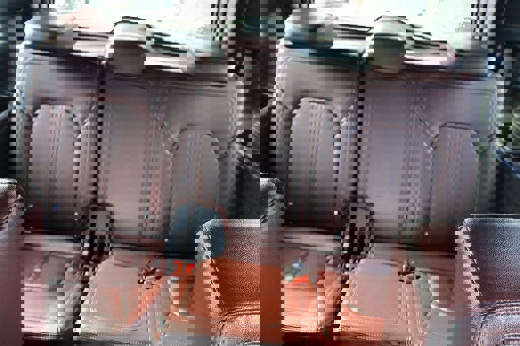 Used 2024 Ford Expedition Limited image 17