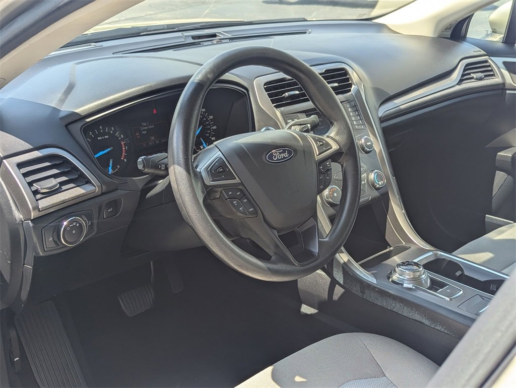 Used 2019 Ford Fusion S image 9