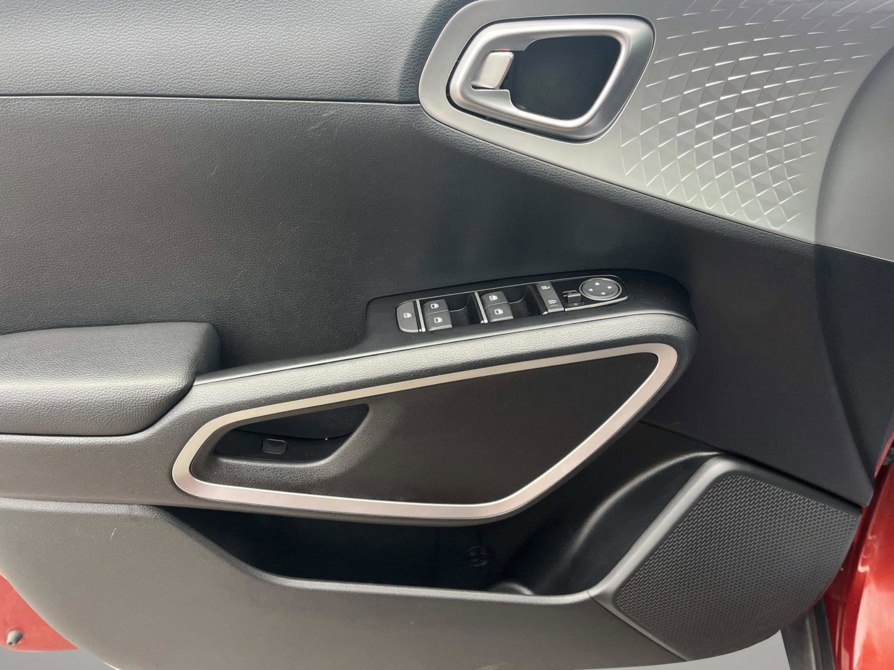 Used 2022 Kia Soul LX image 21