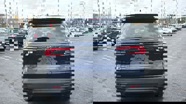 New 2026 Toyota Grand Highlander XLE image 33