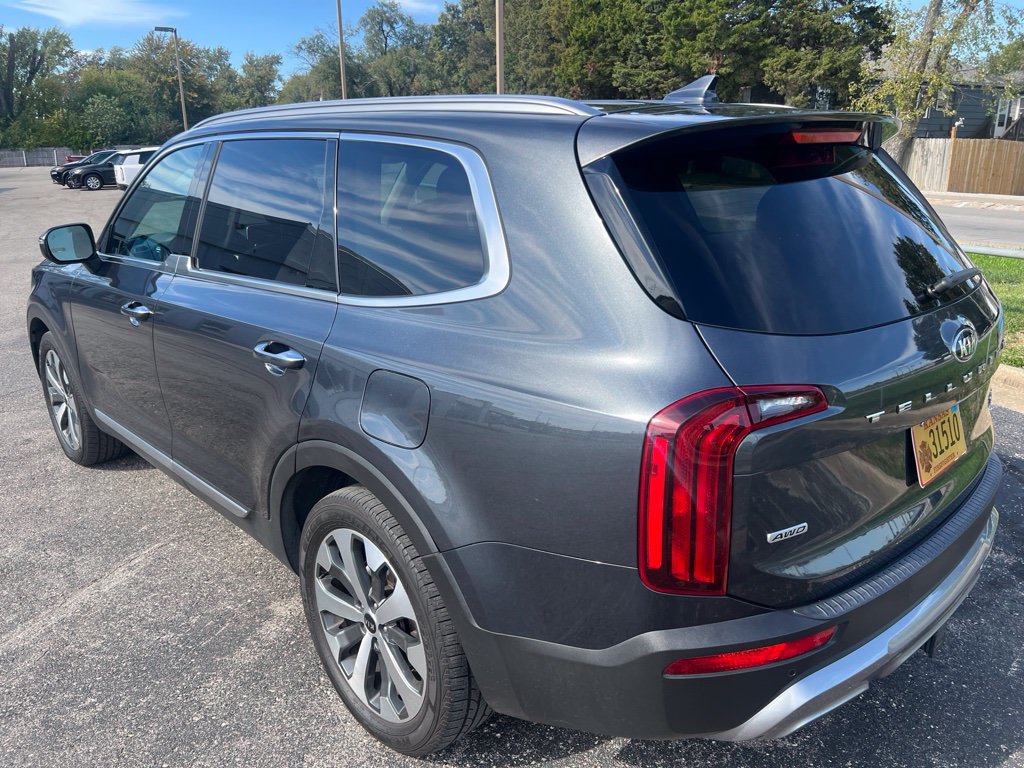 Used 2020 Kia Telluride S AWD/4WD image 4