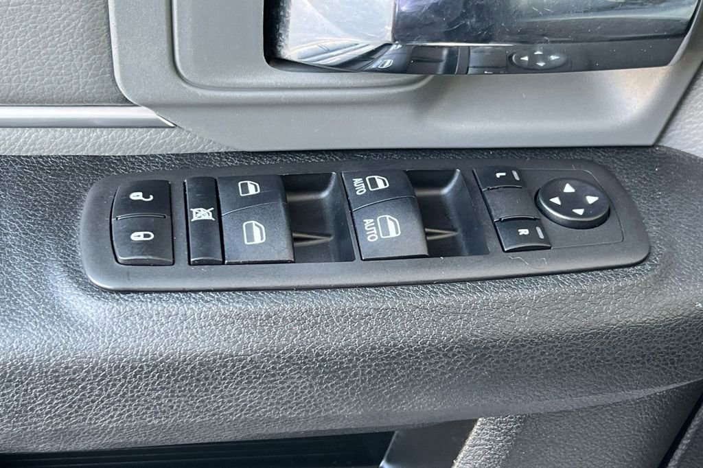 Used 2024 RAM 1500 Classic SLT image 18