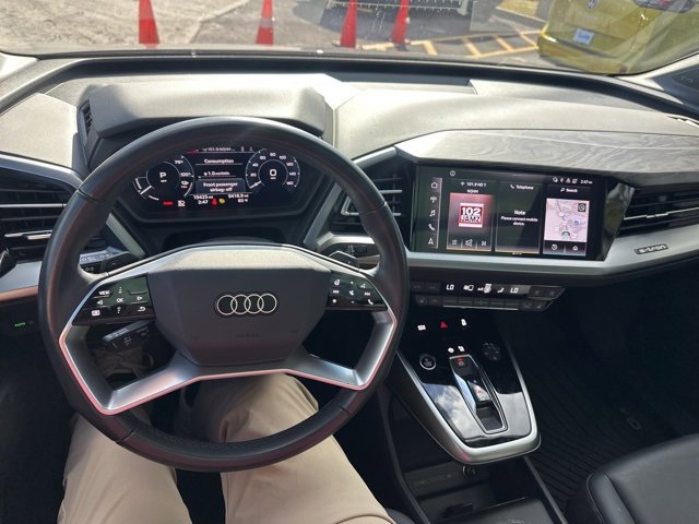 Used 2023 Audi Q4 e-tron Premium Plus image 7